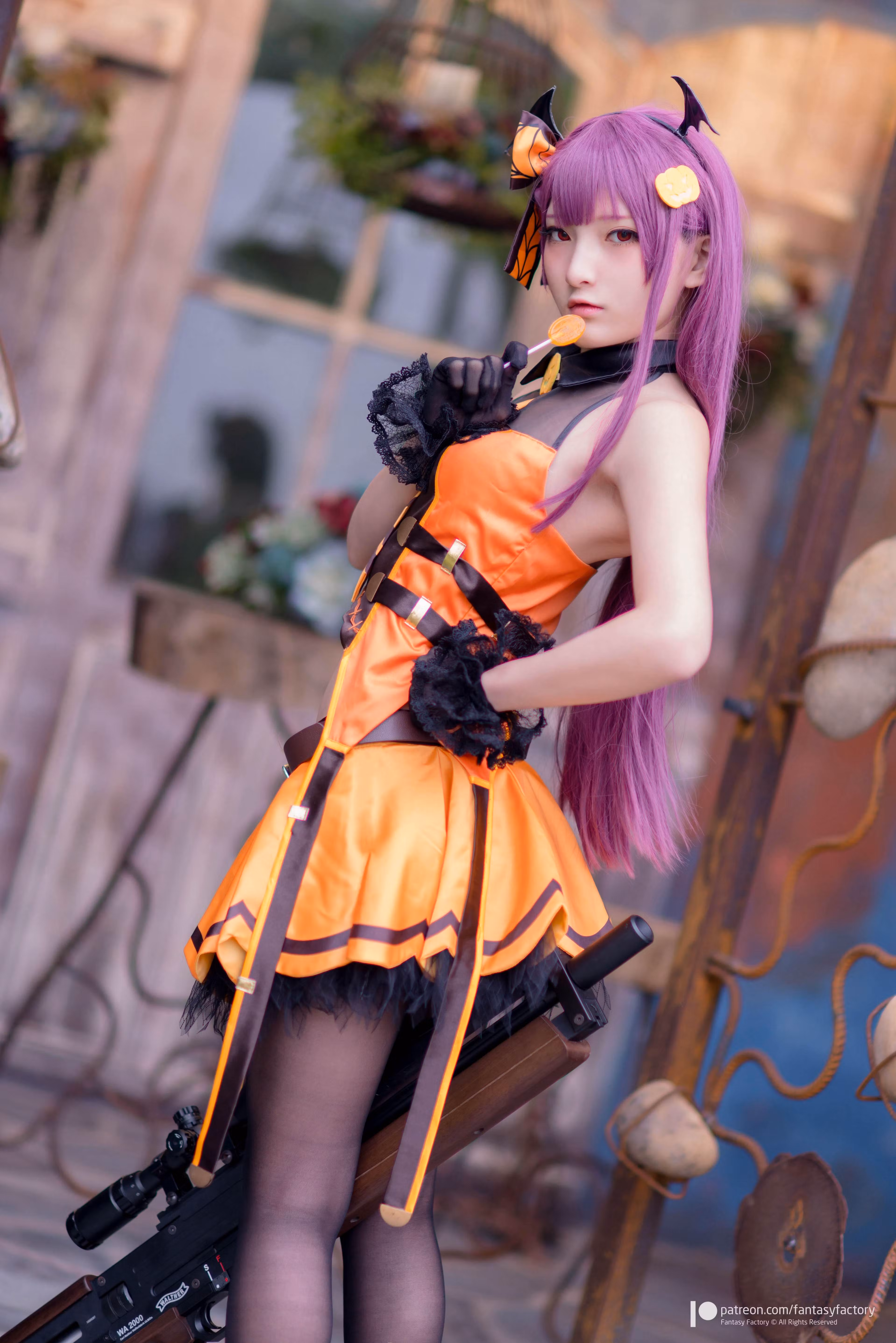 修女制服前襟解开姿势展现性感诱惑纯欲反差